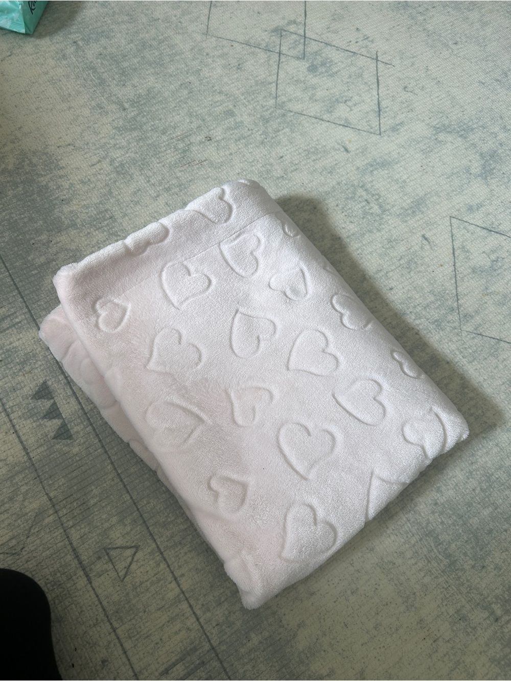 Plush Heart-Pattern Baby Blanket - pink